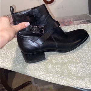 Michaels kore boots